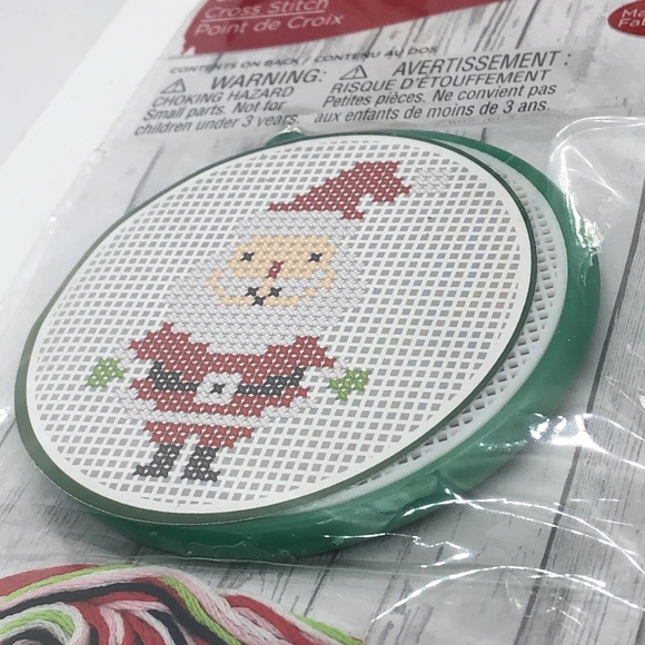 Bundle of 7 CHRISTMAS Cross-Stitch Holiday Poinsettia Dolphin & Santa Kits - Picture 3 of 17